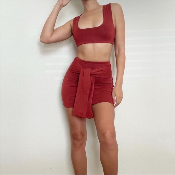 Oh Polly NWOT two piece set crop top bralette skirt wrap belt in Rust/red orange - Picture 9 of 9